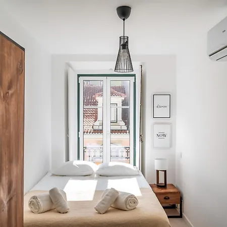 Apartment Lovely 2 Bedroom In The Heart Of