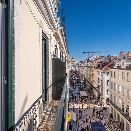 Lovely 2 Bedroom In The Heart Of Apartamento Lisboa